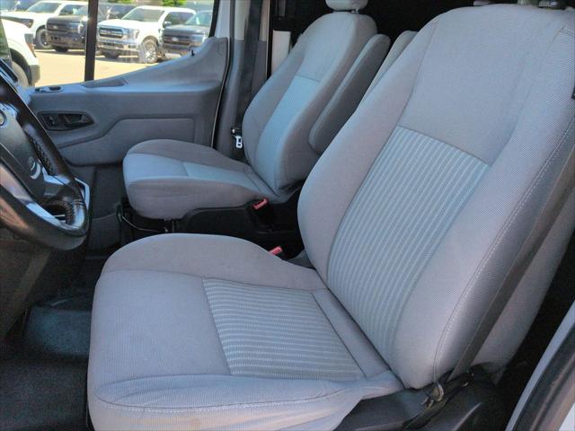 2016 Ford Transit Base
