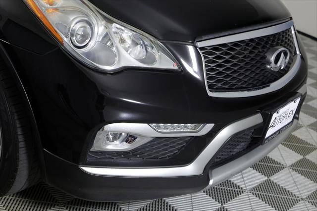 2017 INFINITI QX50 Base
