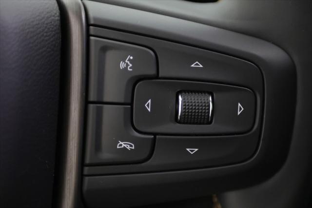 2025 GMC Sierra 2500HD 4WD Crew Cab Standard Bed AT4