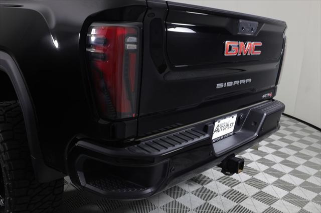 2025 GMC Sierra 2500HD 4WD Crew Cab Standard Bed AT4