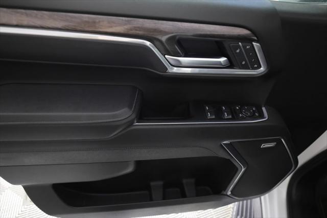 2025 Chevrolet Silverado 1500 4WD Crew Cab Short Bed LTZ