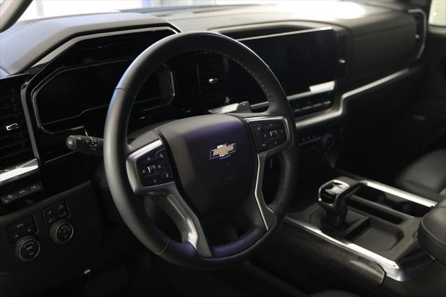 2025 Chevrolet Silverado 1500 4WD Crew Cab Short Bed LTZ