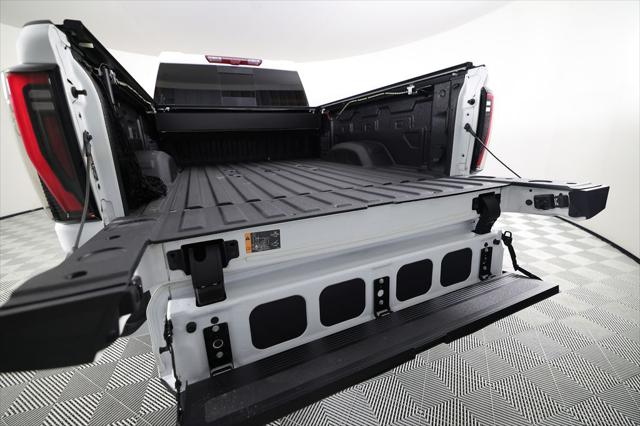 2024 GMC Sierra 2500HD 4WD Crew Cab Standard Bed AT4