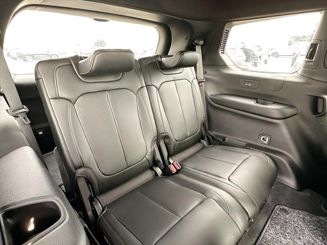 2026 Jeep Grand Cherokee L 85th Anniversary Edition