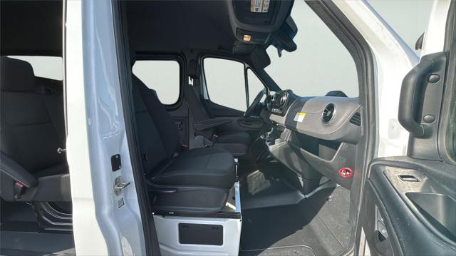 2025 Mercedes-Benz Sprinter 2500 High Roof 4-Cyl Diesel