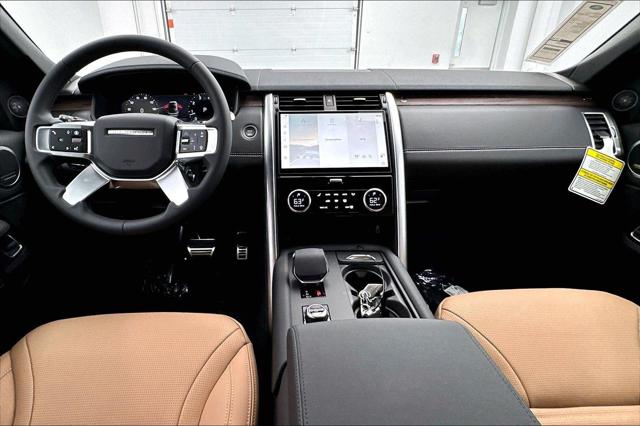 2026 Land Rover Discovery Dynamic SE