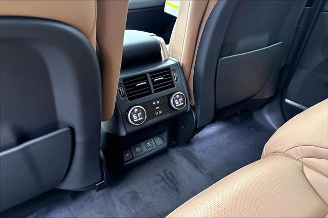 2026 Land Rover Discovery Dynamic SE