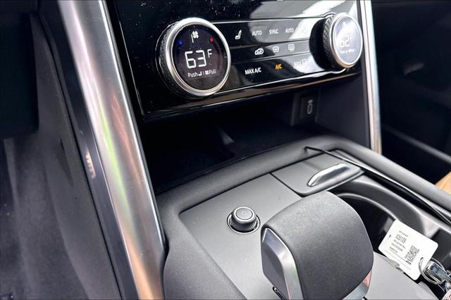 2026 Land Rover Discovery Dynamic SE