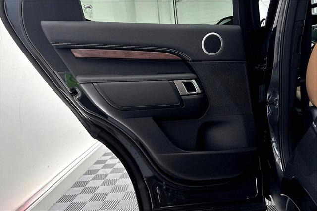 2026 Land Rover Discovery Dynamic SE