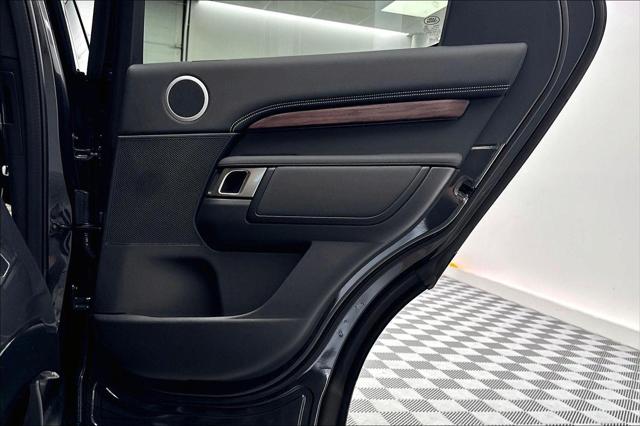 2026 Land Rover Discovery Dynamic SE