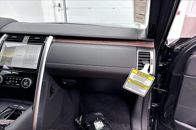 2026 Land Rover Discovery Dynamic SE