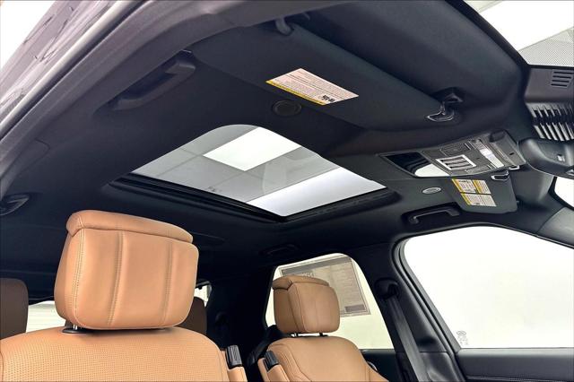 2026 Land Rover Discovery Dynamic SE