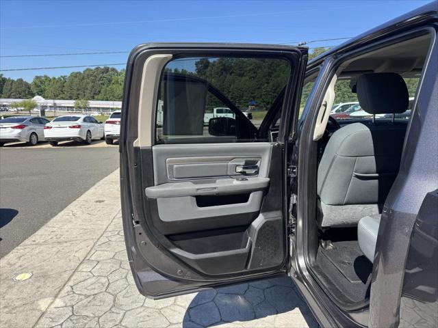 2019 Ram 1500 Classic Big Horn Crew Cab 4x4 64 Box