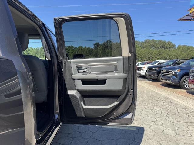 2019 Ram 1500 Classic Big Horn Crew Cab 4x4 64 Box