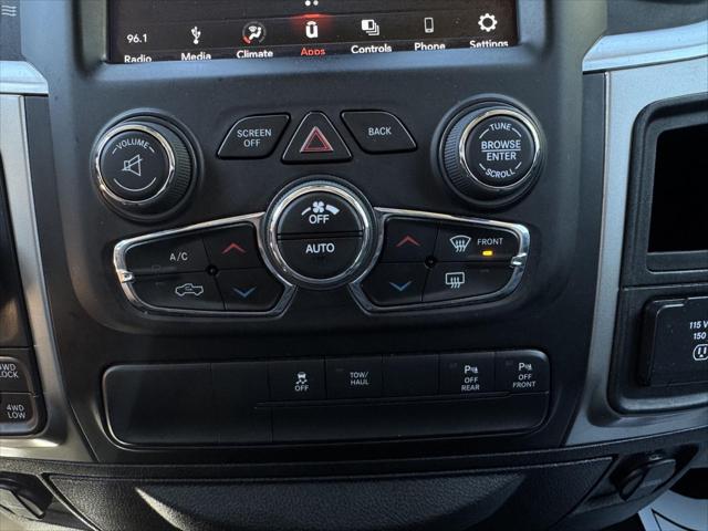 2019 Ram 1500 Classic Big Horn Crew Cab 4x4 64 Box