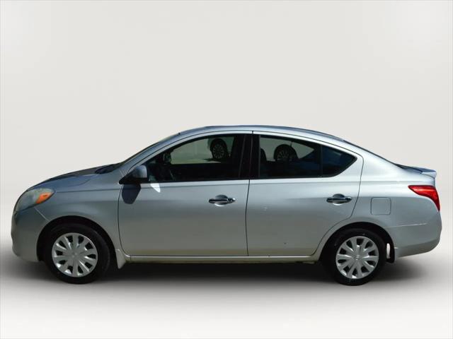 2014 Nissan Versa 1.6 SV