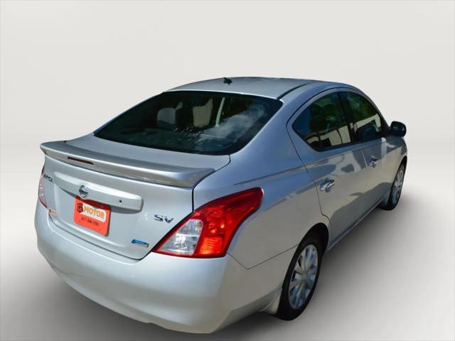 2014 Nissan Versa 1.6 SV