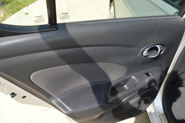 2014 Nissan Versa 1.6 SV