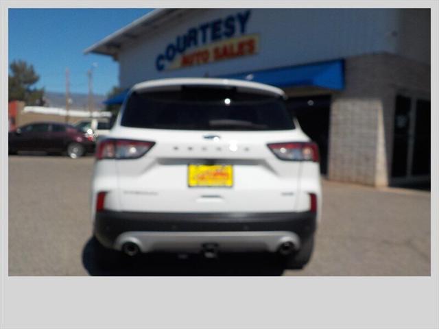 2020 Ford Escape Titanium