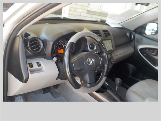 2009 Toyota RAV4 Unknown