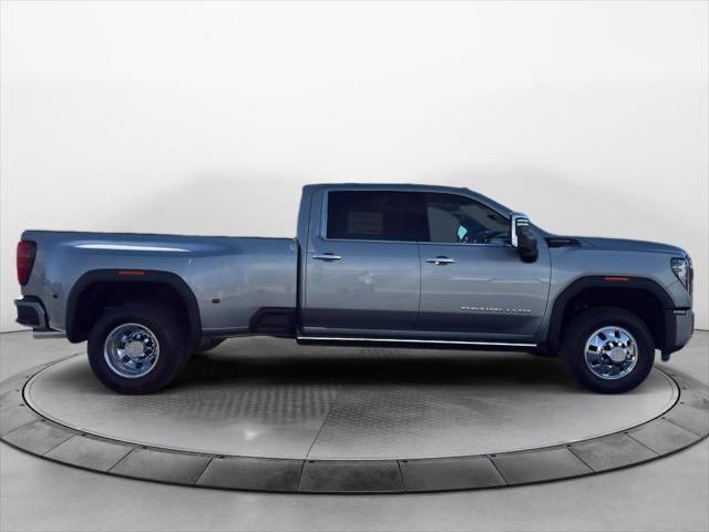 2026 GMC Sierra 3500HD Crew Cab, Long Bed, Denali Ultimate Dual Rear Wheel, 4WD