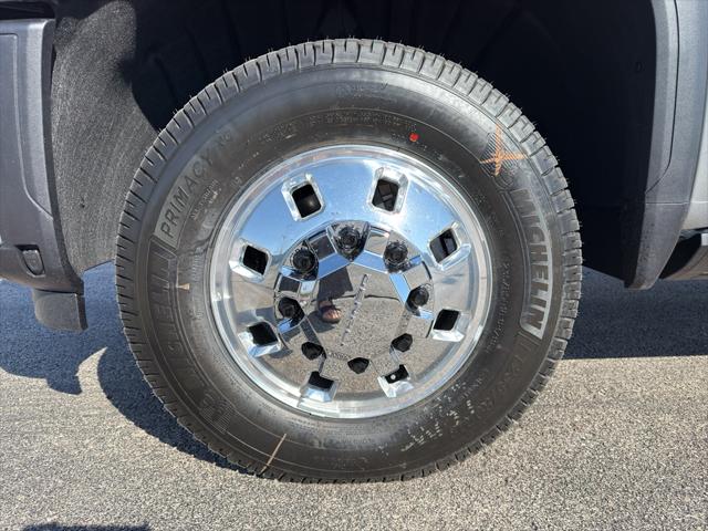 2026 GMC Sierra 3500HD Crew Cab, Long Bed, Denali Ultimate Dual Rear Wheel, 4WD