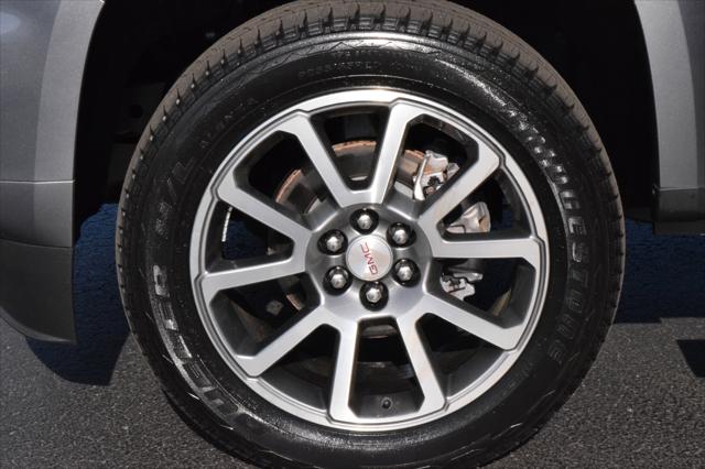 2022 GMC Canyon 4WD Crew Cab Short Box Denali