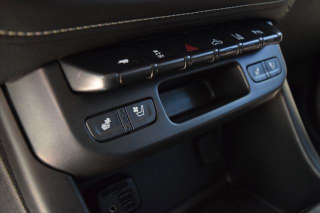 2022 GMC Canyon 4WD Crew Cab Short Box Denali