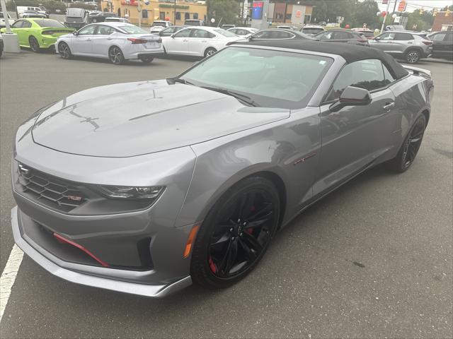 2022 Chevrolet Camaro RWD Convertible 2LT