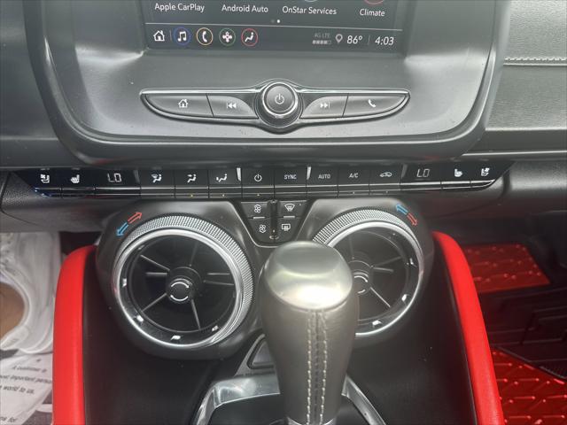 2022 Chevrolet Camaro RWD Convertible 2LT