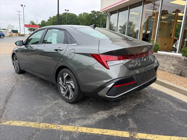 2025 Hyundai Elantra SEL Convenience