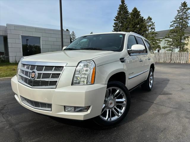 2014 Cadillac Escalade Platinum for sale in Comstock Park, MI