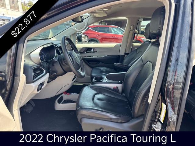 2022 Chrysler Pacifica Touring L