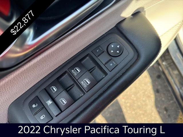 2022 Chrysler Pacifica Touring L