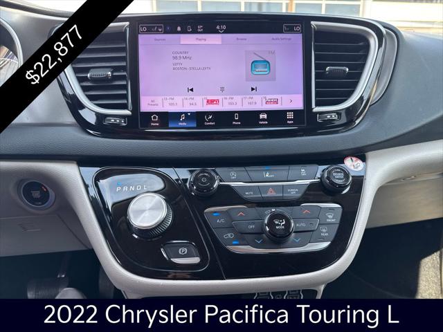 2022 Chrysler Pacifica Touring L