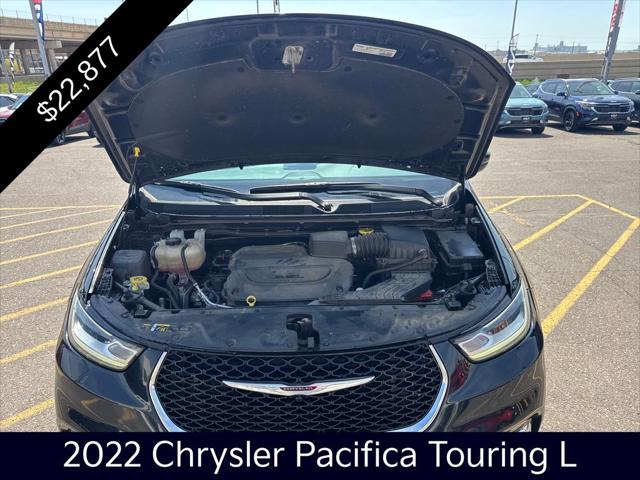 2022 Chrysler Pacifica Touring L