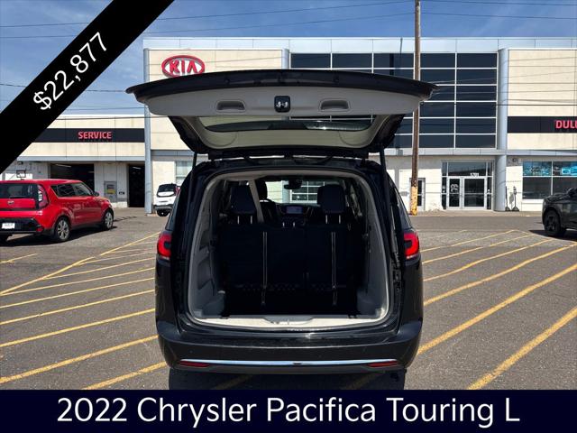 2022 Chrysler Pacifica Touring L