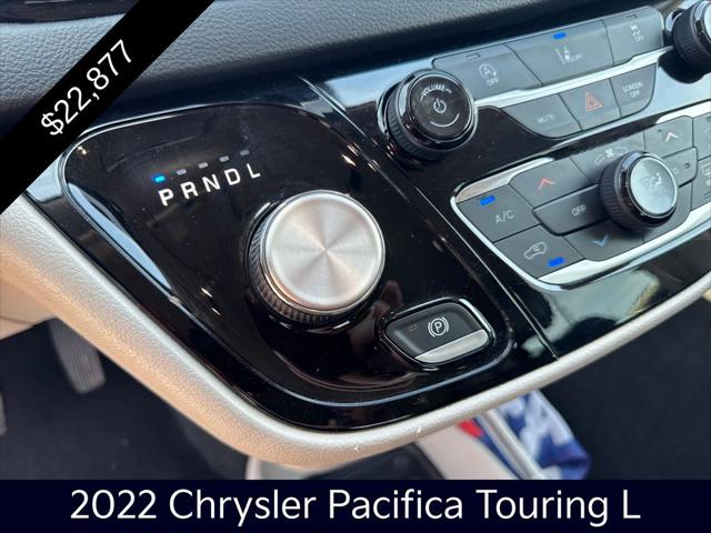 2022 Chrysler Pacifica Touring L