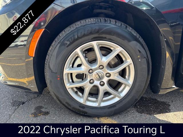 2022 Chrysler Pacifica Touring L