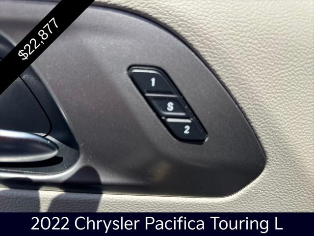2022 Chrysler Pacifica Touring L