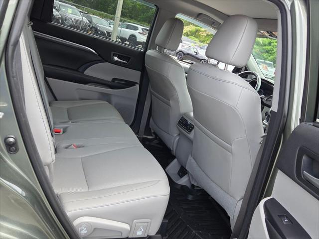 2018 Toyota Highlander Limited Platinum