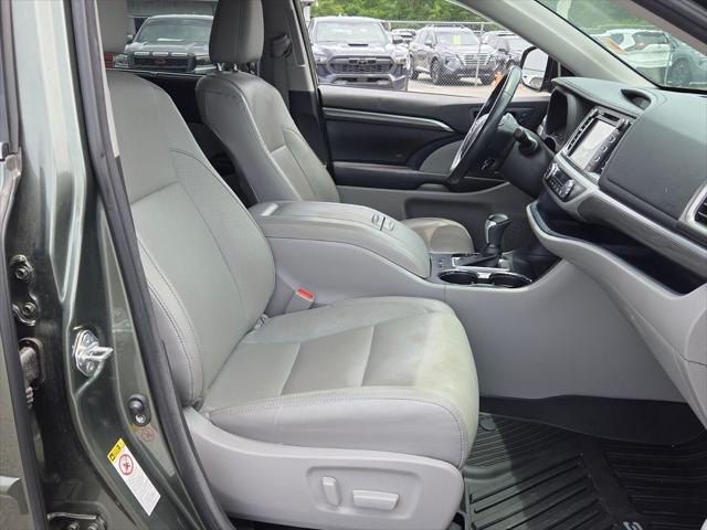 2018 Toyota Highlander Limited Platinum