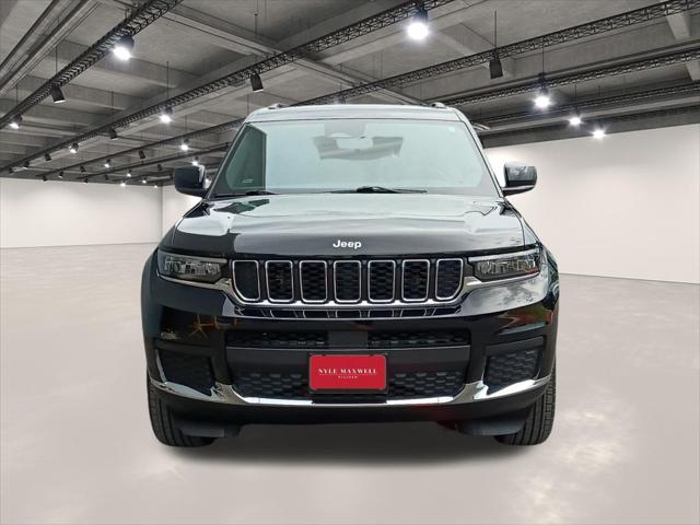 2025 Jeep Grand Cherokee L Laredo 4x2