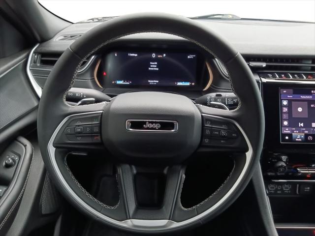 2025 Jeep Grand Cherokee L Laredo 4x2