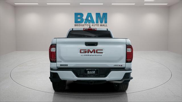 2023 GMC Canyon 4WD Crew Cab Short Box AT4