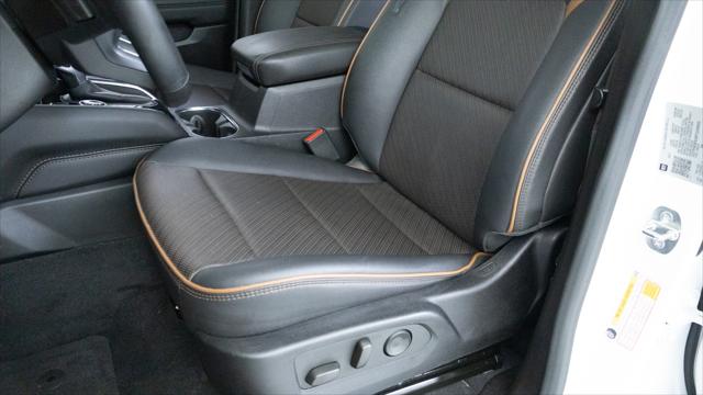 2023 GMC Canyon 4WD Crew Cab Short Box AT4
