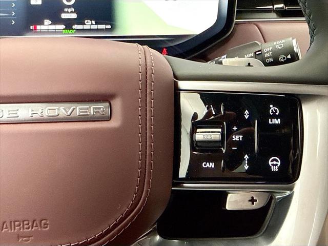 2026 Land Rover Range Rover P550e SE