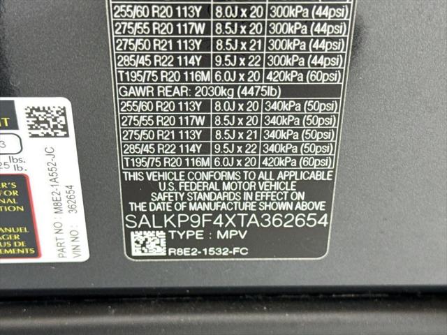 2026 Land Rover Range Rover P550e SE