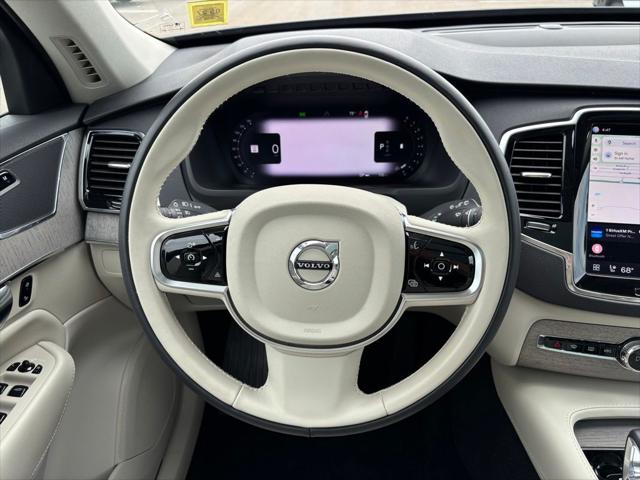 2025 Volvo XC90 B5 Plus