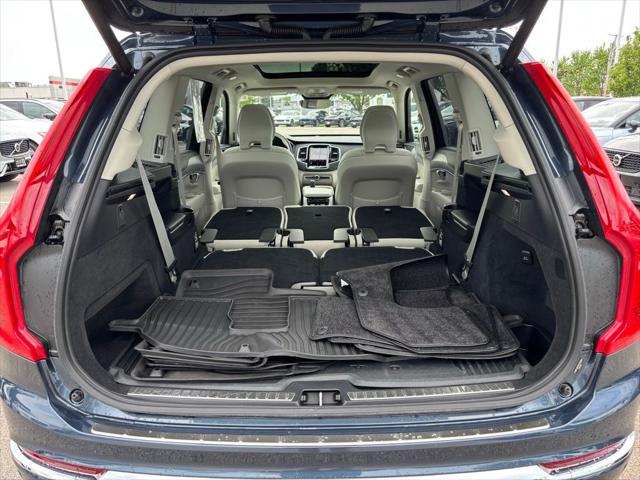 2025 Volvo XC90 B5 Plus